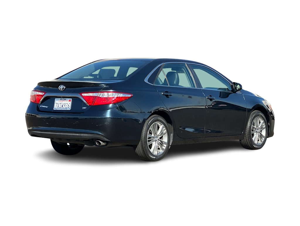Thumbnail: 2016 Toyota Camry - 18