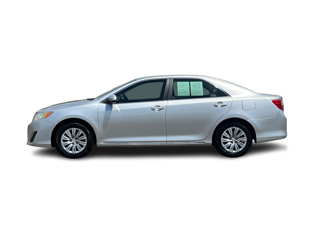 Thumbnail: 2012 Toyota Camry - 3