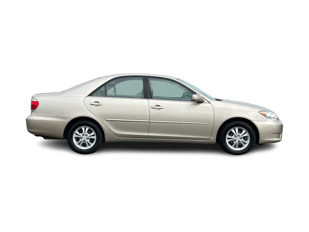 2005 Toyota Camry LE 20