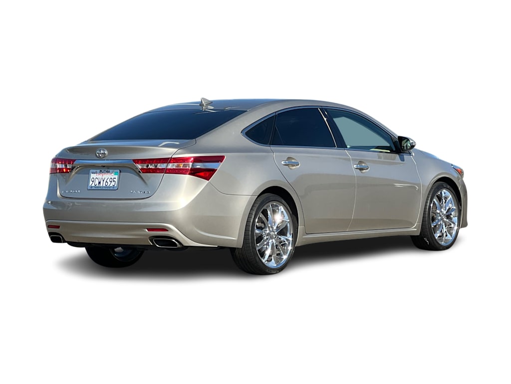 Thumbnail: 2013 Toyota Avalon - 17