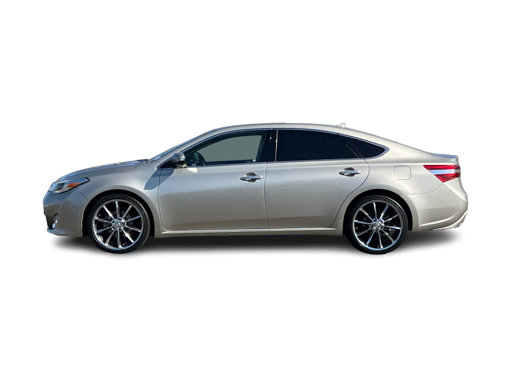 Thumbnail: 2013 Toyota Avalon - 3