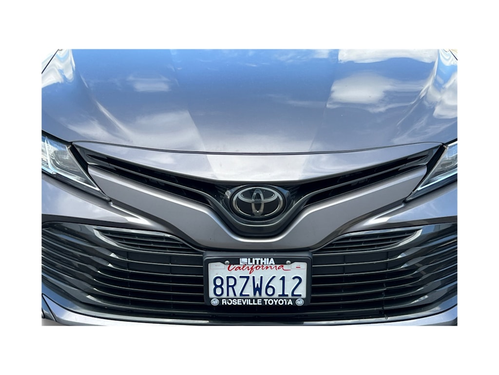 2020 Toyota Camry LE 10