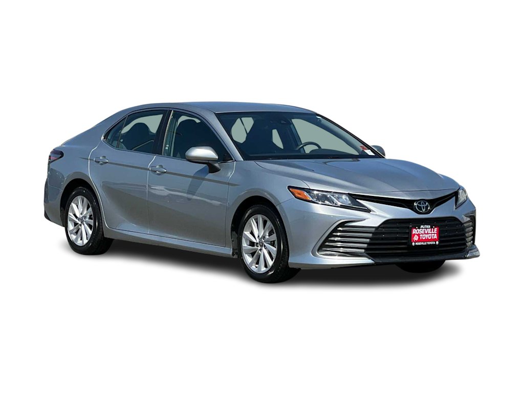 2023 Toyota Camry LE 18