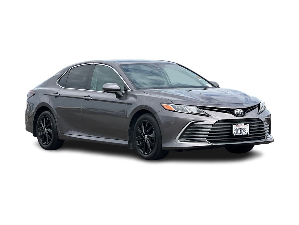 Thumbnail: 2023 Toyota Camry - 17