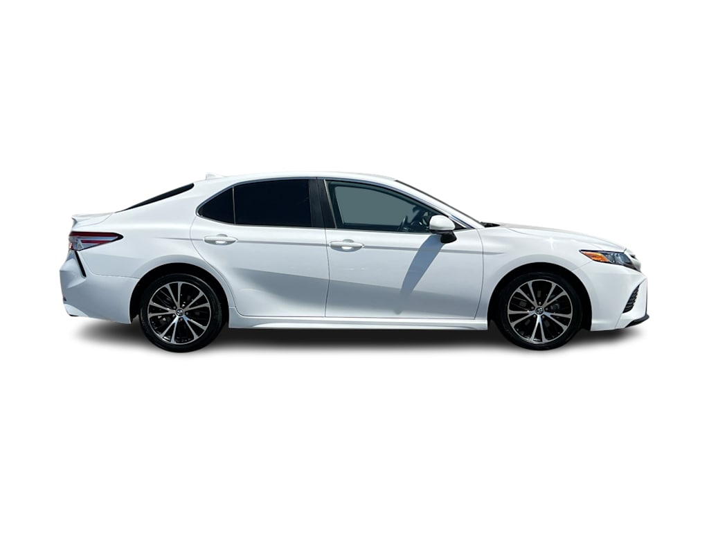 Thumbnail: 2020 Toyota Camry - 18