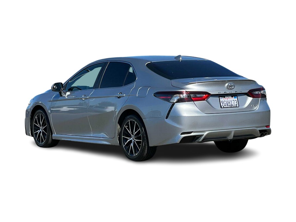 2021 Toyota Camry SE 4