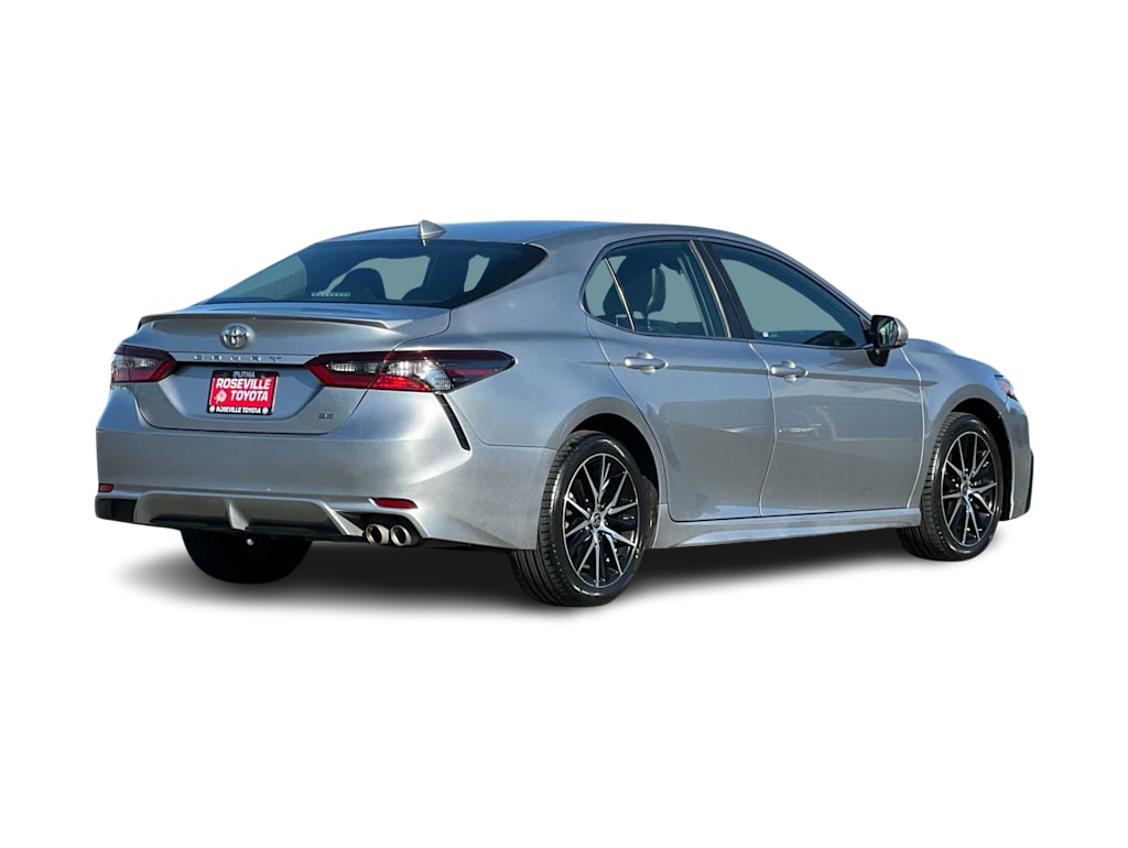 2023 Toyota Camry SE 16