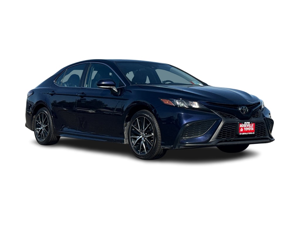 2022 Toyota Camry SE 18