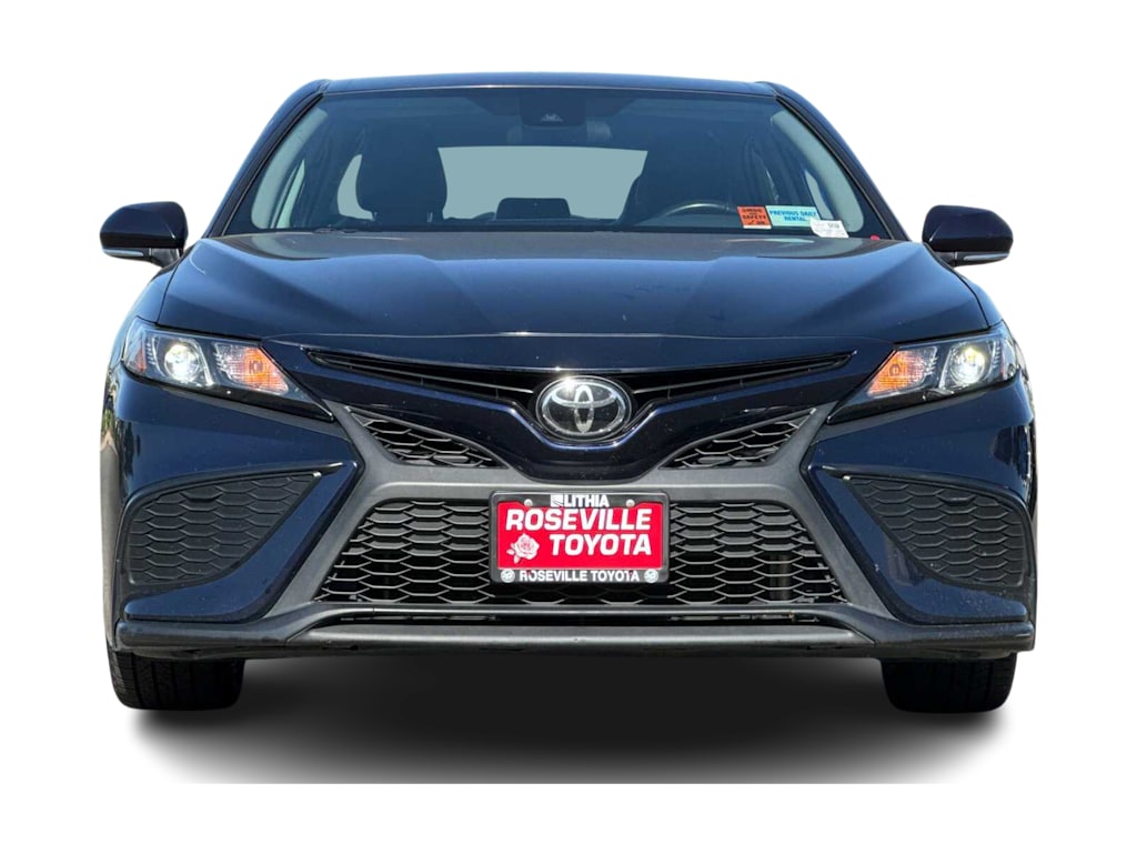 2022 Toyota Camry SE 6