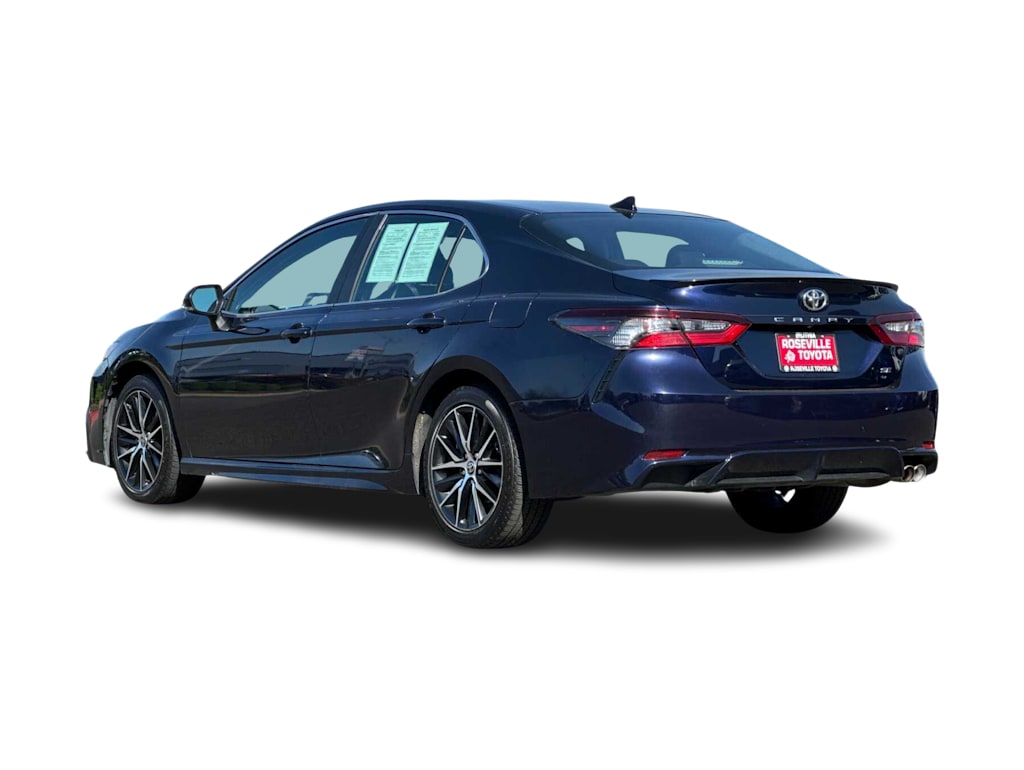 2022 Toyota Camry SE 4