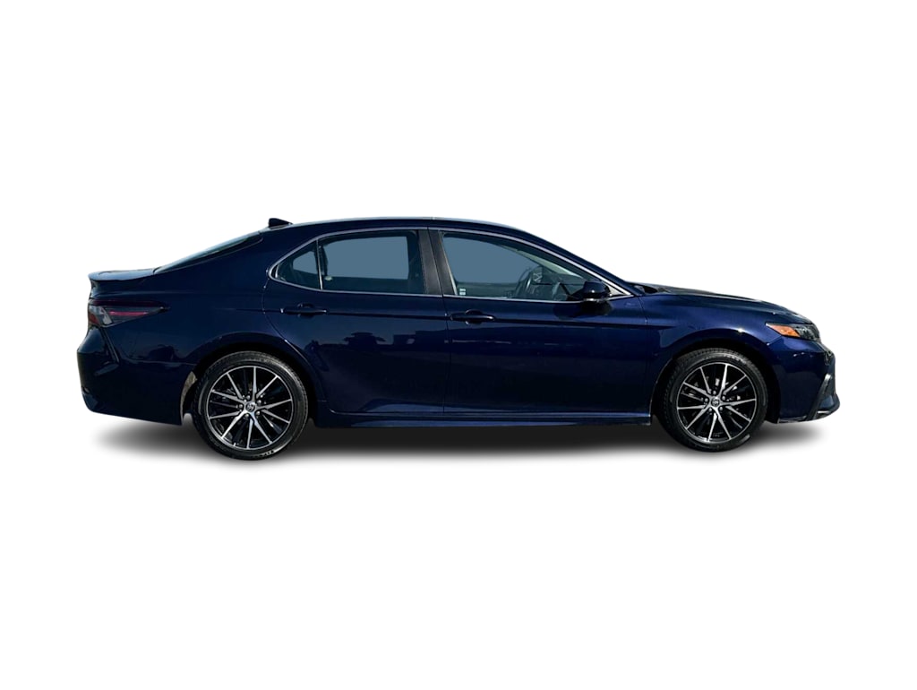 2022 Toyota Camry SE 19