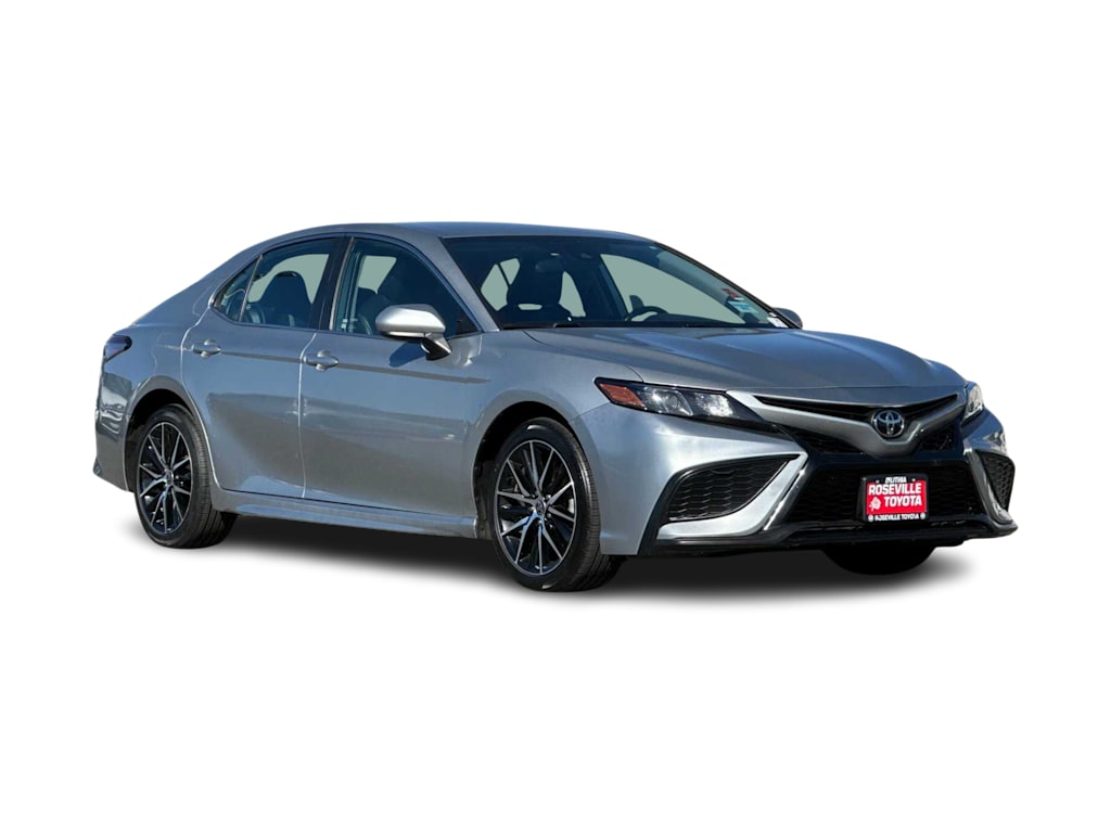 2021 Toyota Camry SE 19