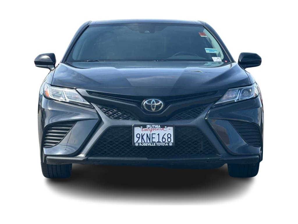 2020 Toyota Camry SE 6