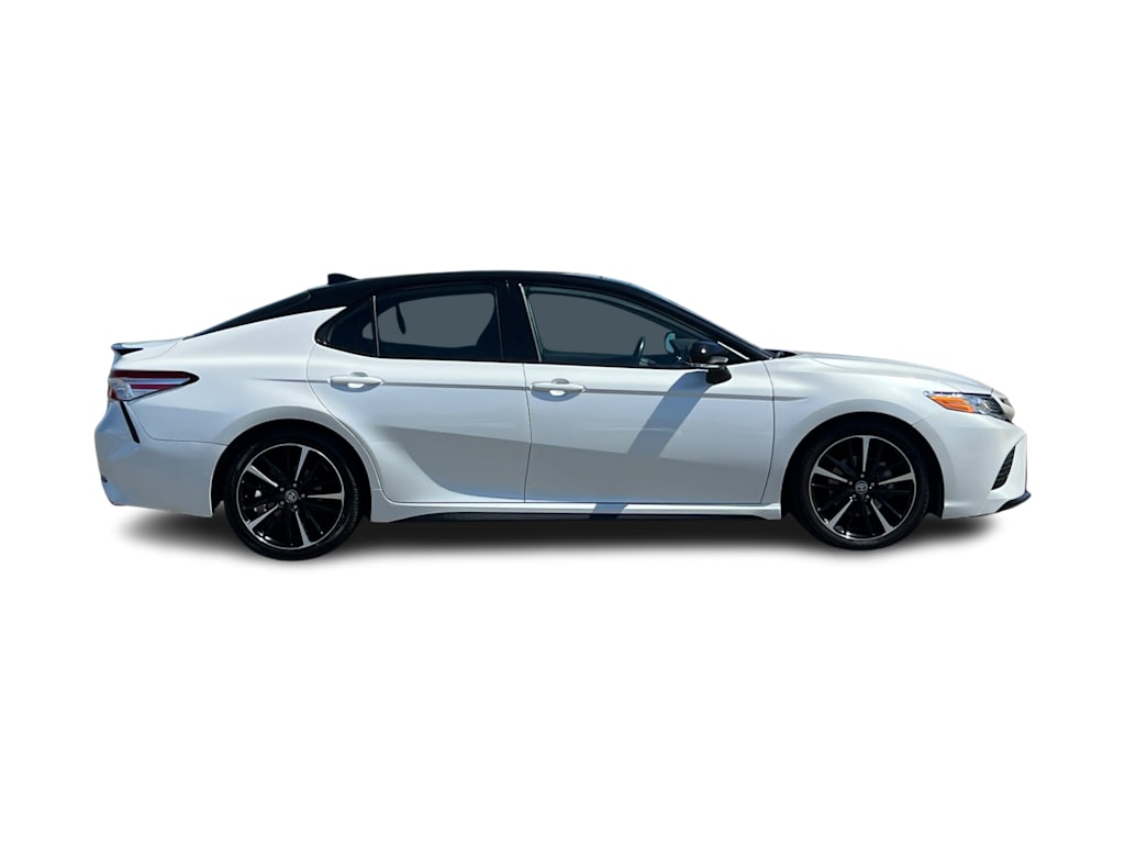 Thumbnail: 2020 Toyota Camry - 18