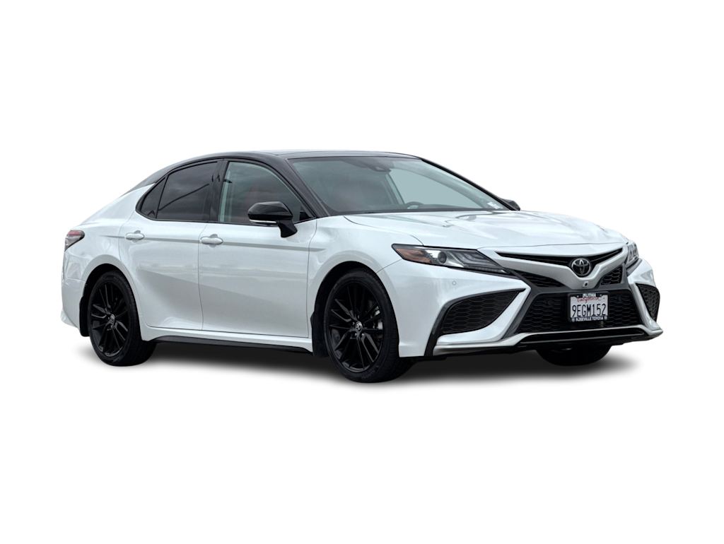 Thumbnail: 2023 Toyota Camry - 18