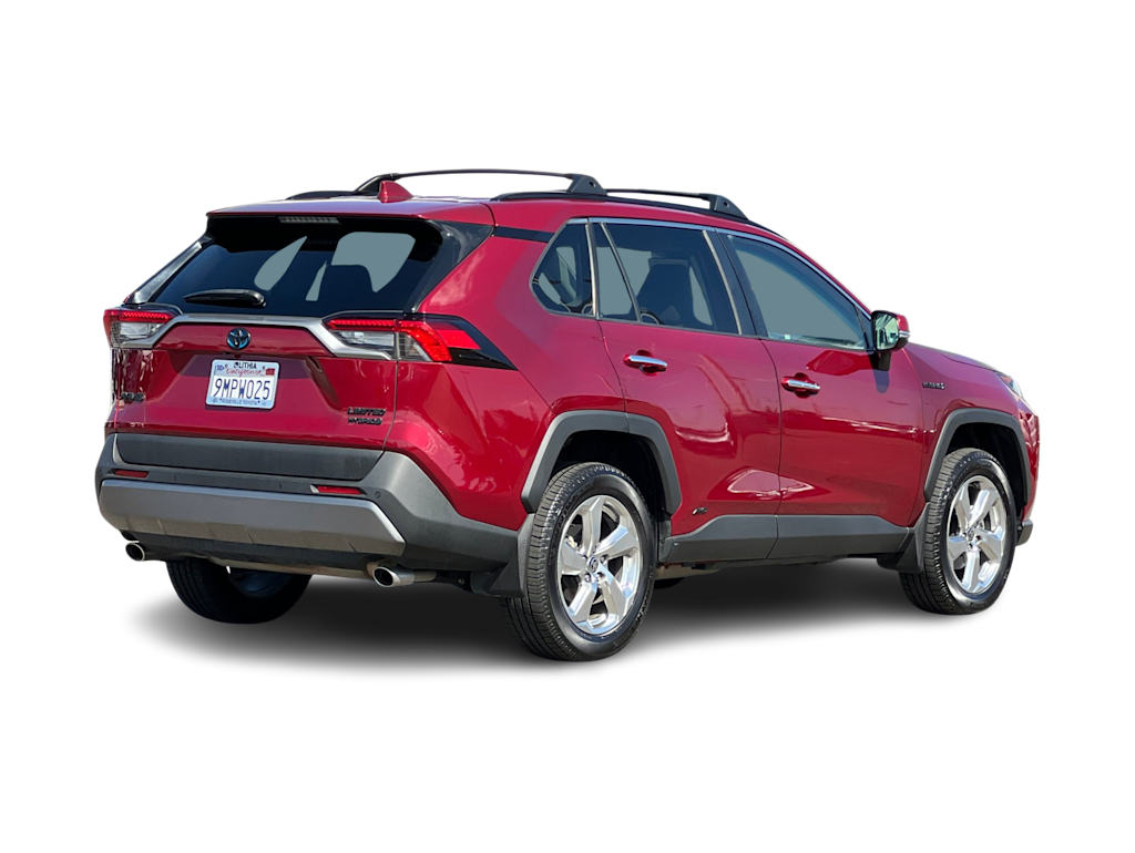 Thumbnail: 2021 Toyota RAV4 - 18