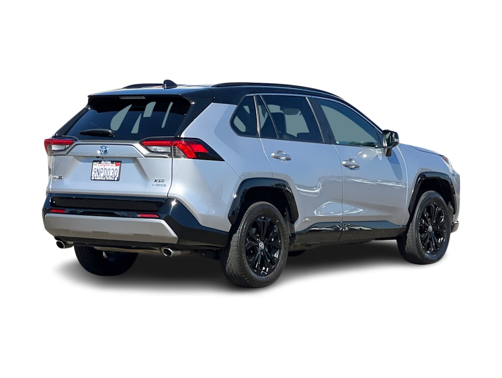 Thumbnail: 2024 Toyota RAV4 - 17