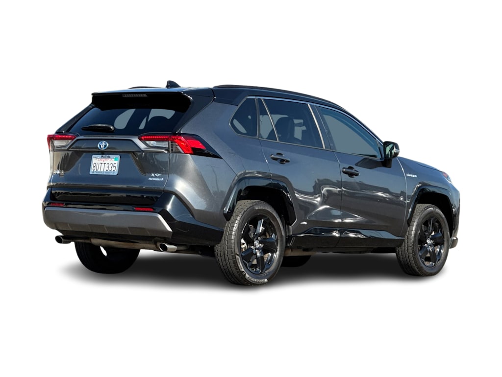 Thumbnail: 2021 Toyota RAV4 - 18