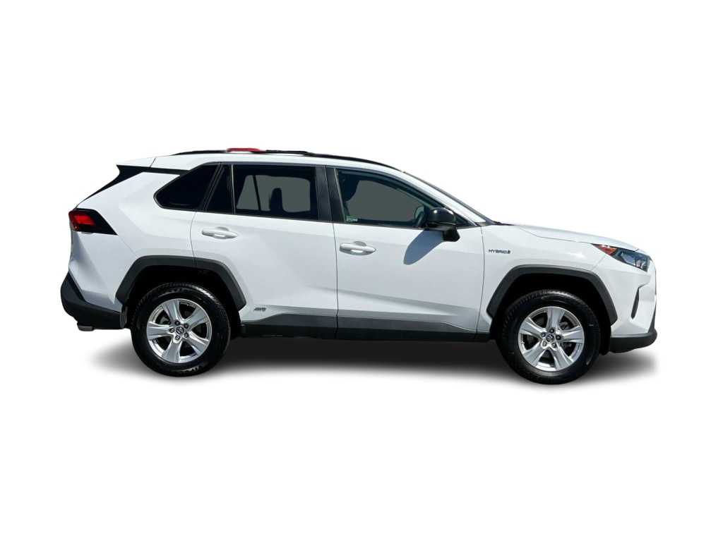 2020 Toyota RAV4 LE 20