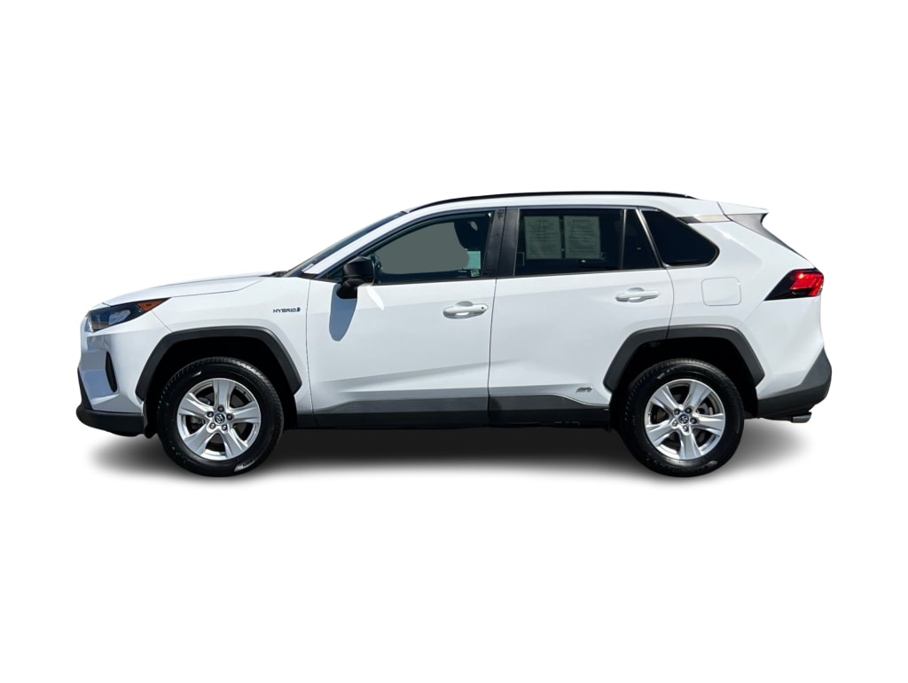 2020 Toyota RAV4 LE 3