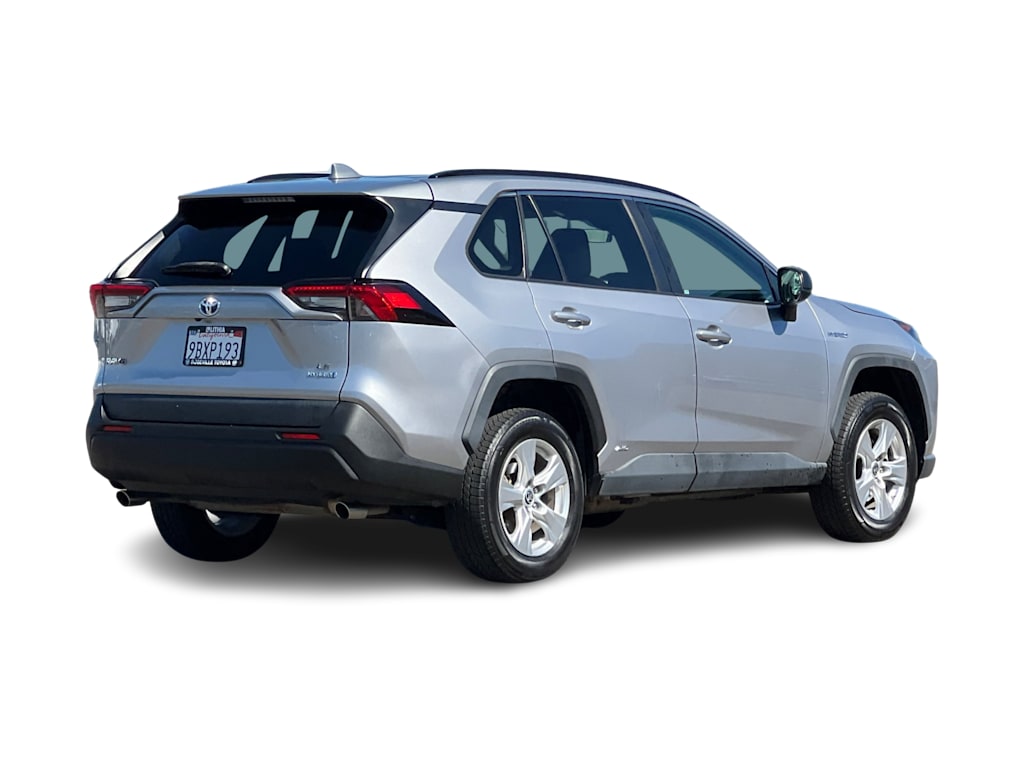 Thumbnail: 2021 Toyota RAV4 - 18
