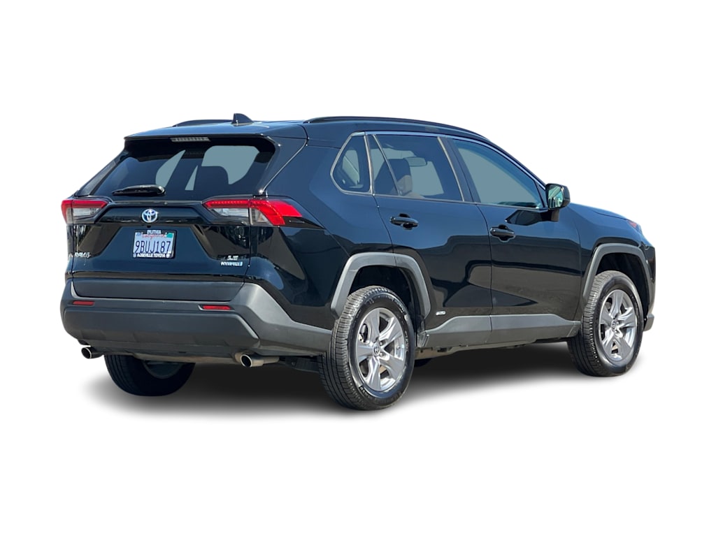Thumbnail: 2022 Toyota RAV4 - 18