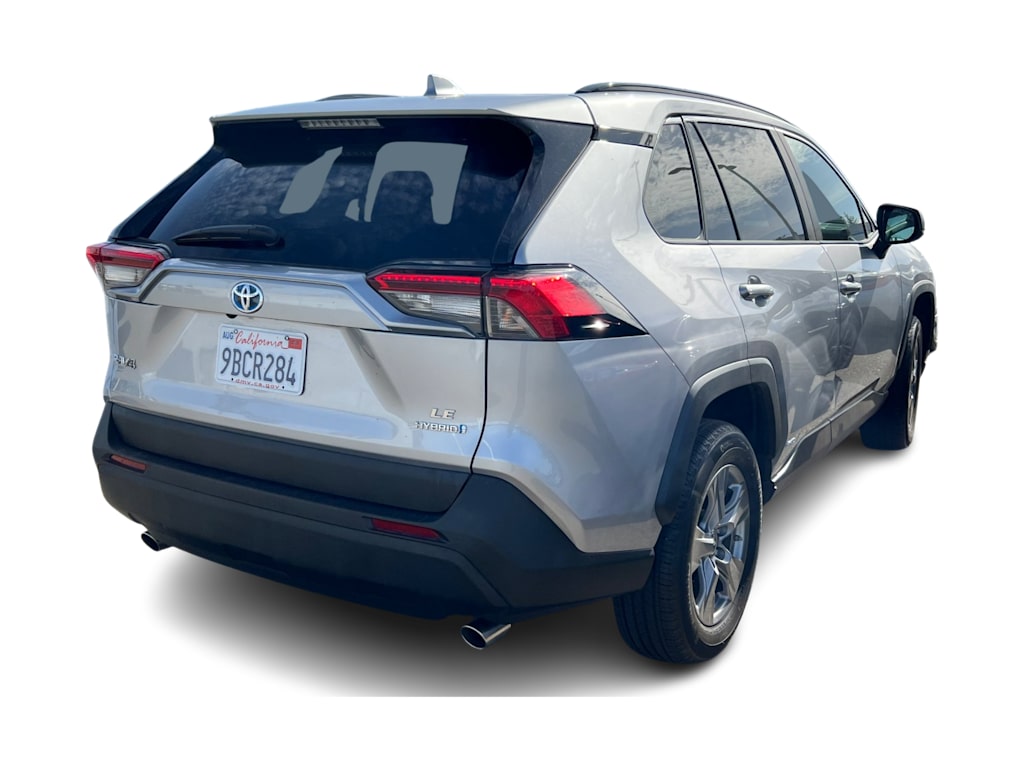 Thumbnail: 2022 Toyota RAV4 - 9