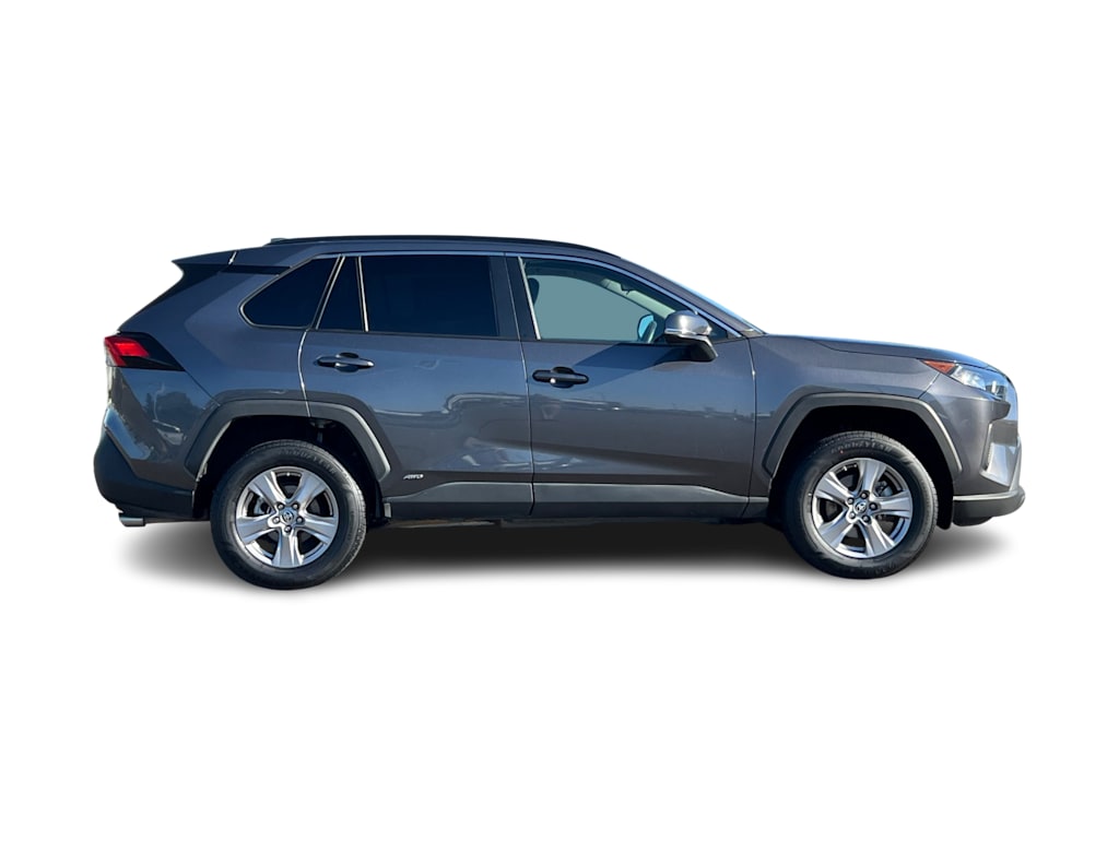 Thumbnail: 2022 Toyota RAV4 - 20