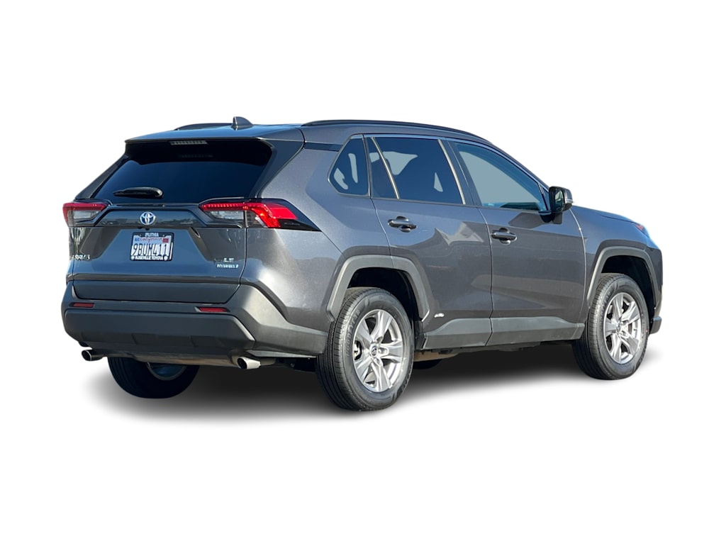 Thumbnail: 2022 Toyota RAV4 - 18