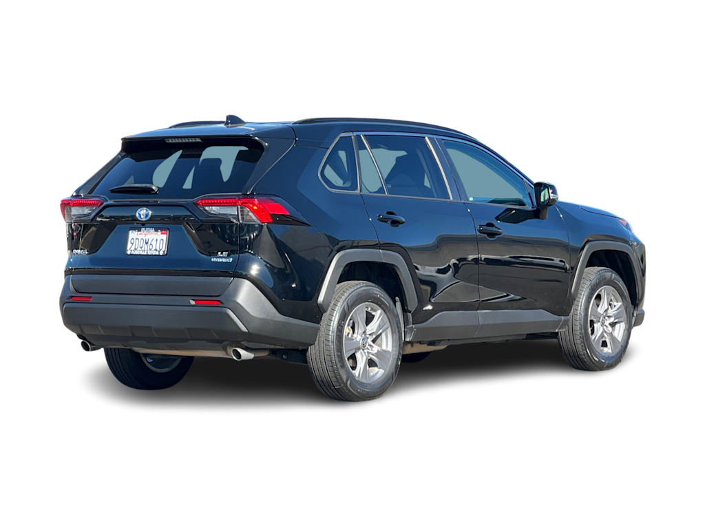 Thumbnail: 2022 Toyota RAV4 - 19