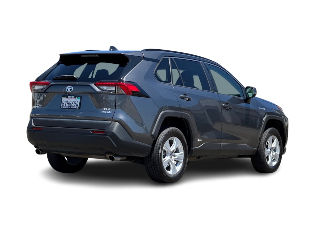 Thumbnail: 2021 Toyota RAV4 - 18