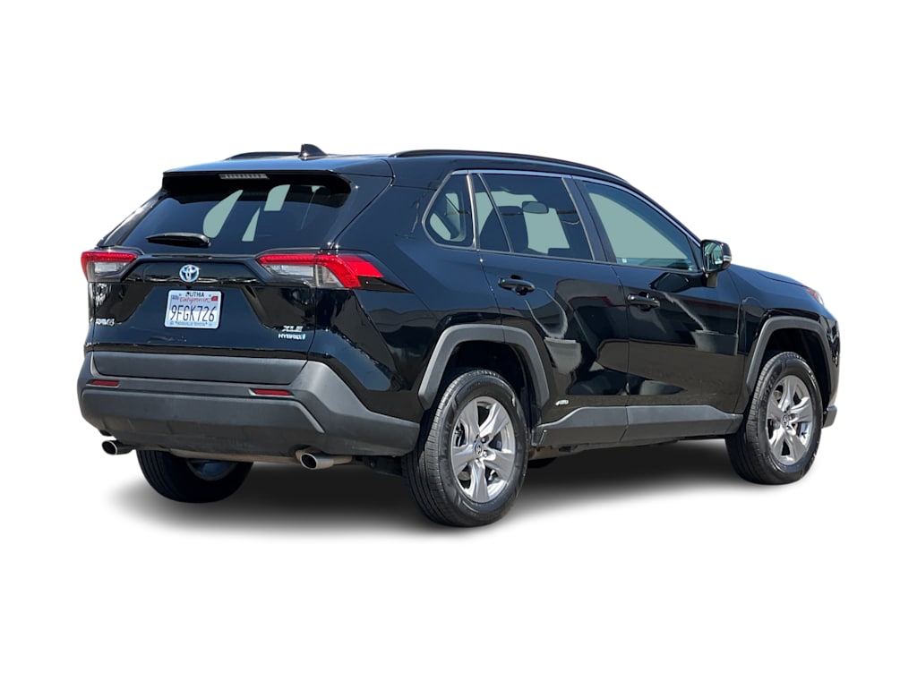 Thumbnail: 2023 Toyota RAV4 - 18