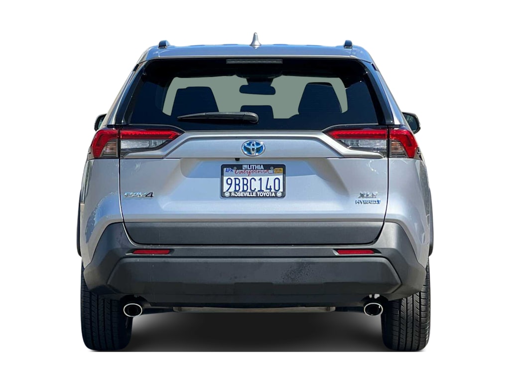 2022 Toyota RAV4 XLE 5