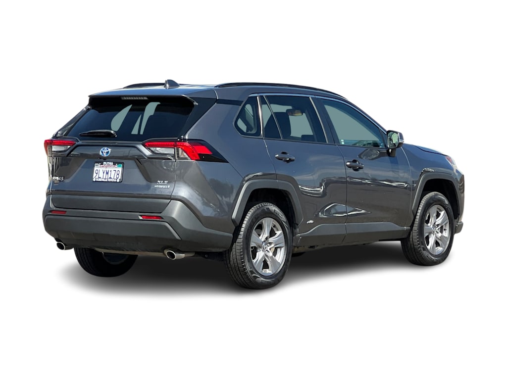Thumbnail: 2024 Toyota RAV4 - 18