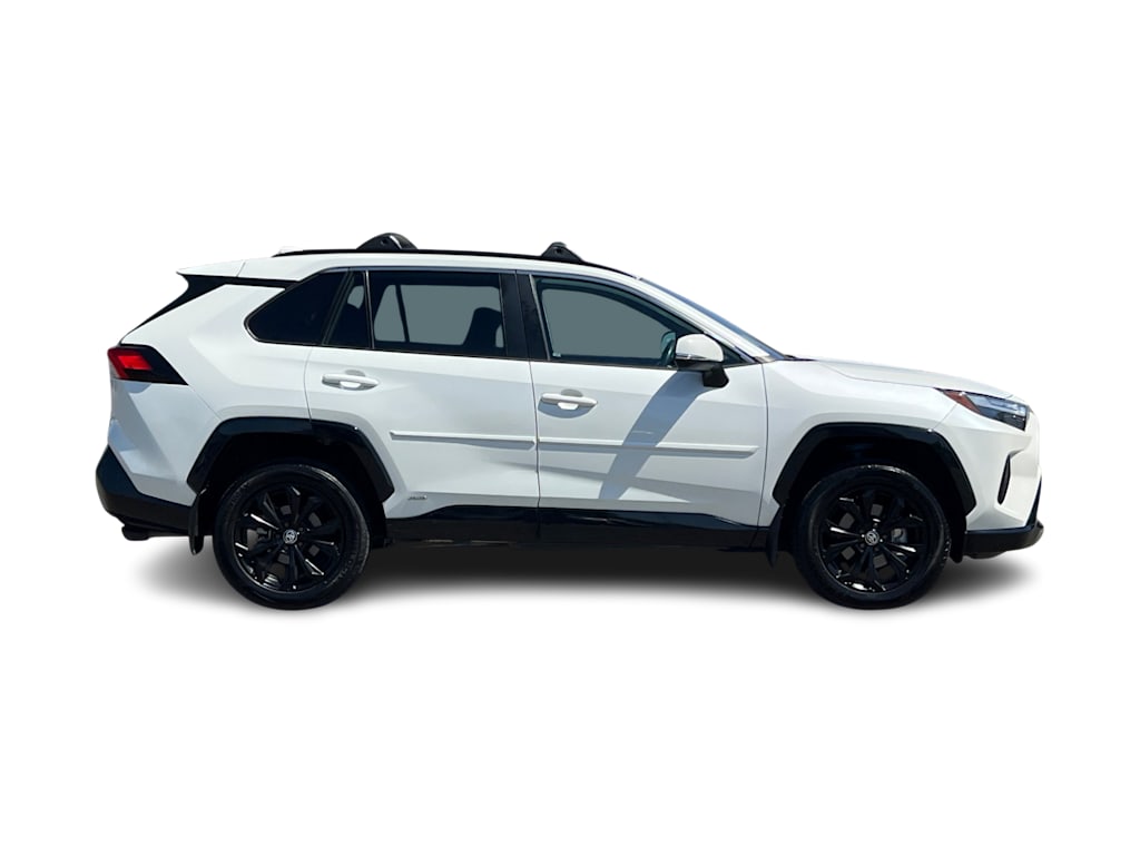 Thumbnail: 2022 Toyota RAV4 - 20