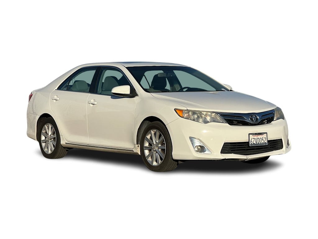 Thumbnail: 2013 Toyota Camry - 13