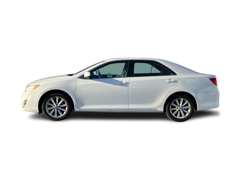 Thumbnail: 2013 Toyota Camry - 3