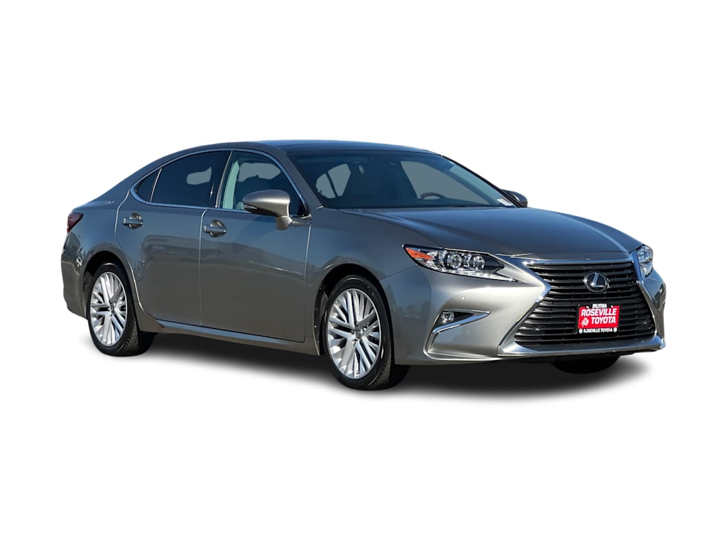 Thumbnail: 2018 Lexus ES - 17