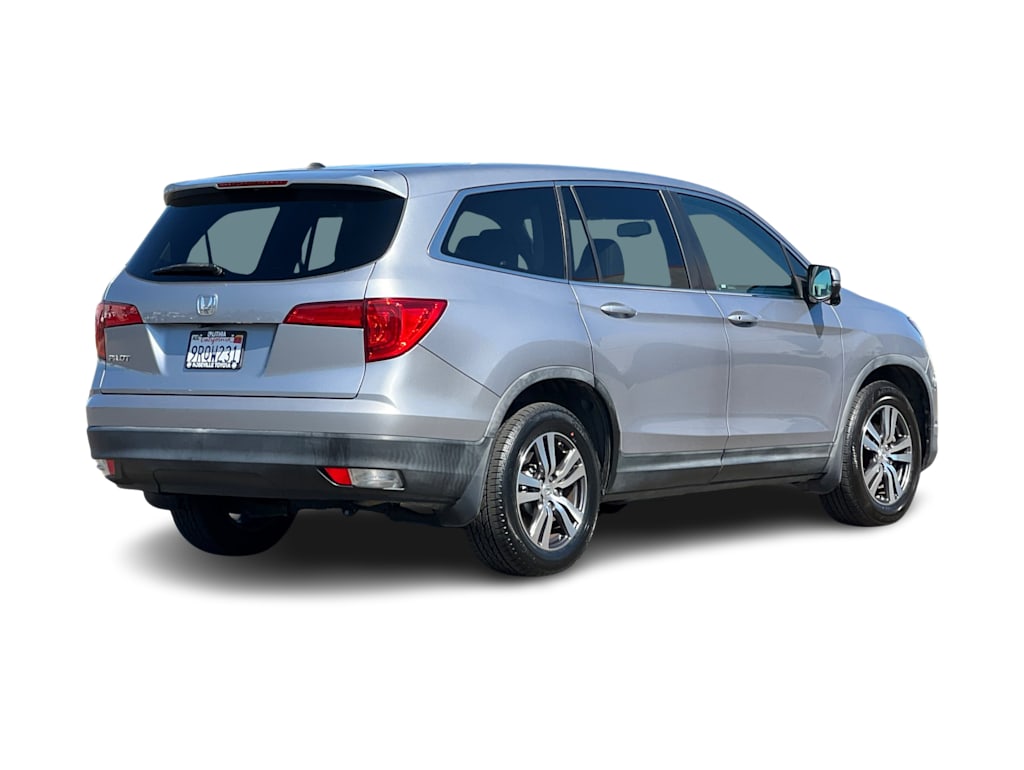 Thumbnail: 2016 Honda Pilot - 18
