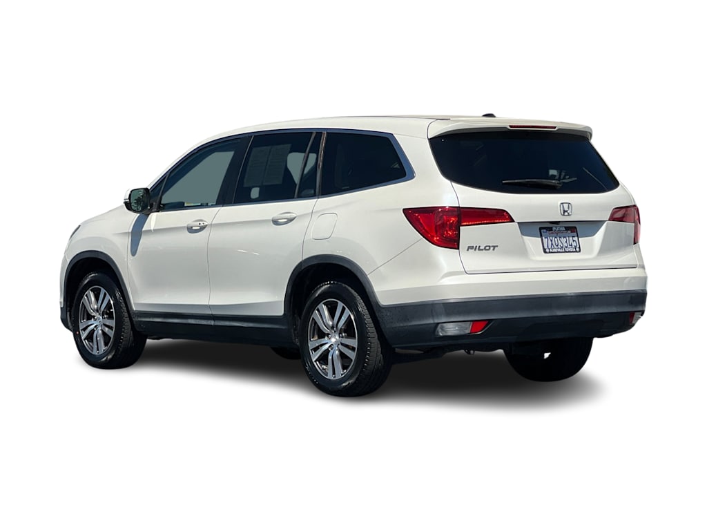 Thumbnail: 2017 Honda Pilot - 4