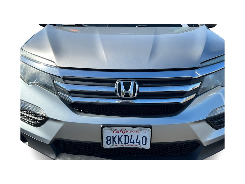 Thumbnail: 2018 Honda Pilot - 11