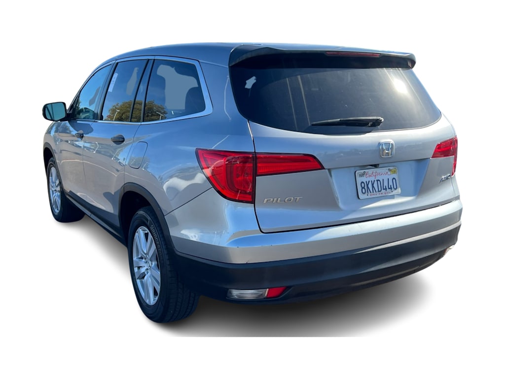 Thumbnail: 2018 Honda Pilot - 2