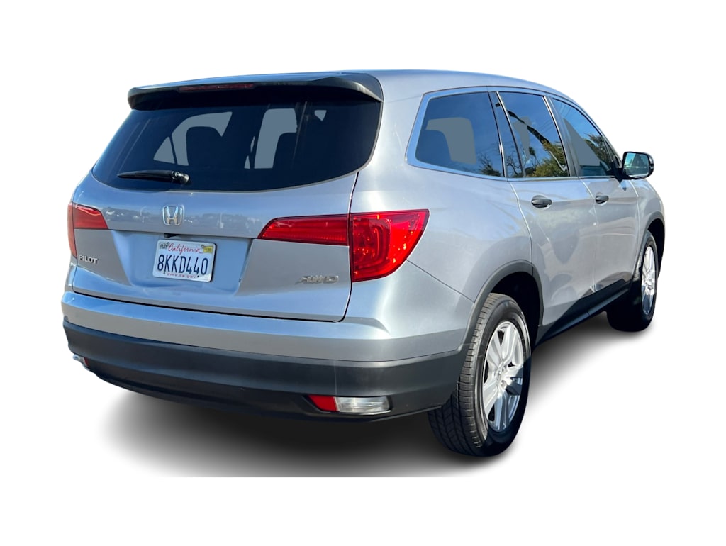 Thumbnail: 2018 Honda Pilot - 9