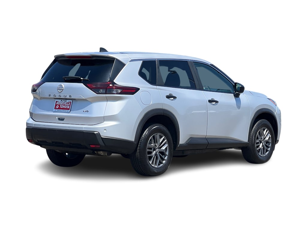 Thumbnail: 2024 Nissan Rogue - 17