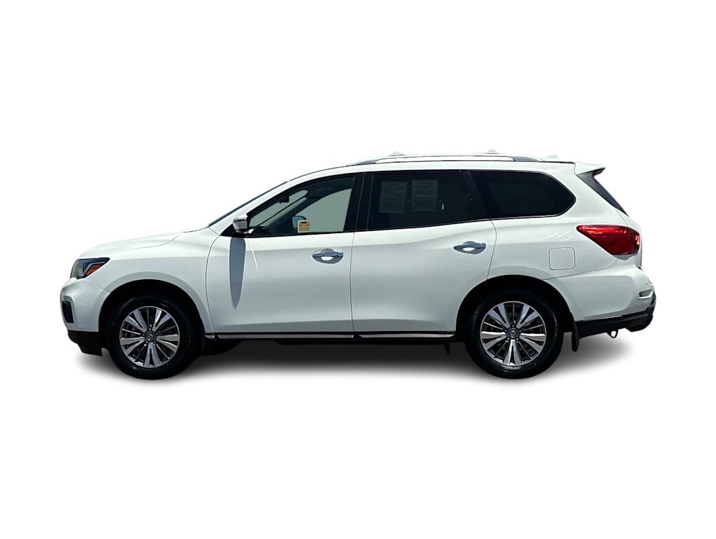 Thumbnail: 2020 Nissan Pathfinder - 3
