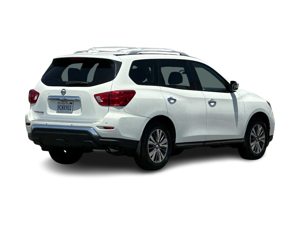 Thumbnail: 2020 Nissan Pathfinder - 18