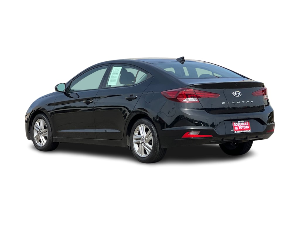 Thumbnail: 2019 Hyundai Elantra - 4