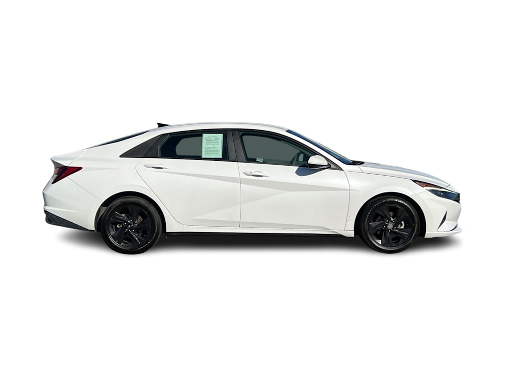 Thumbnail: 2021 Hyundai Elantra - 19