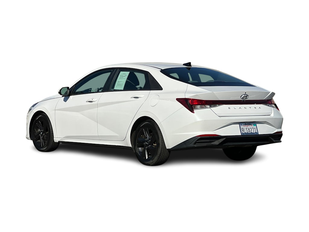 Thumbnail: 2021 Hyundai Elantra - 4