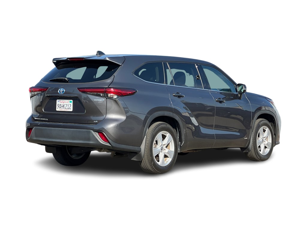 Thumbnail: 2022 Toyota Highlander - 11
